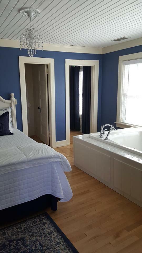 The Wanderlust Hotel Sturgeon Bay Extérieur photo